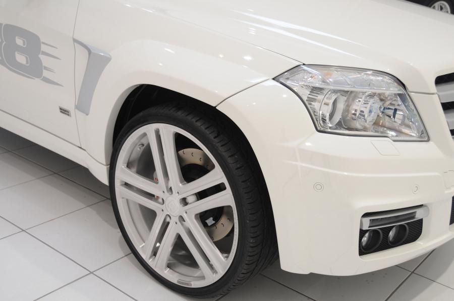  Mercedes-Benz GLK V8 by Brabus 2009 года  (фото 21 из 26)